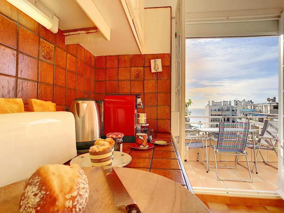 Apartment Nestor&Jeeves - Beach Cottage Terrace - Central - Very Close Sea - Top Floor Nice