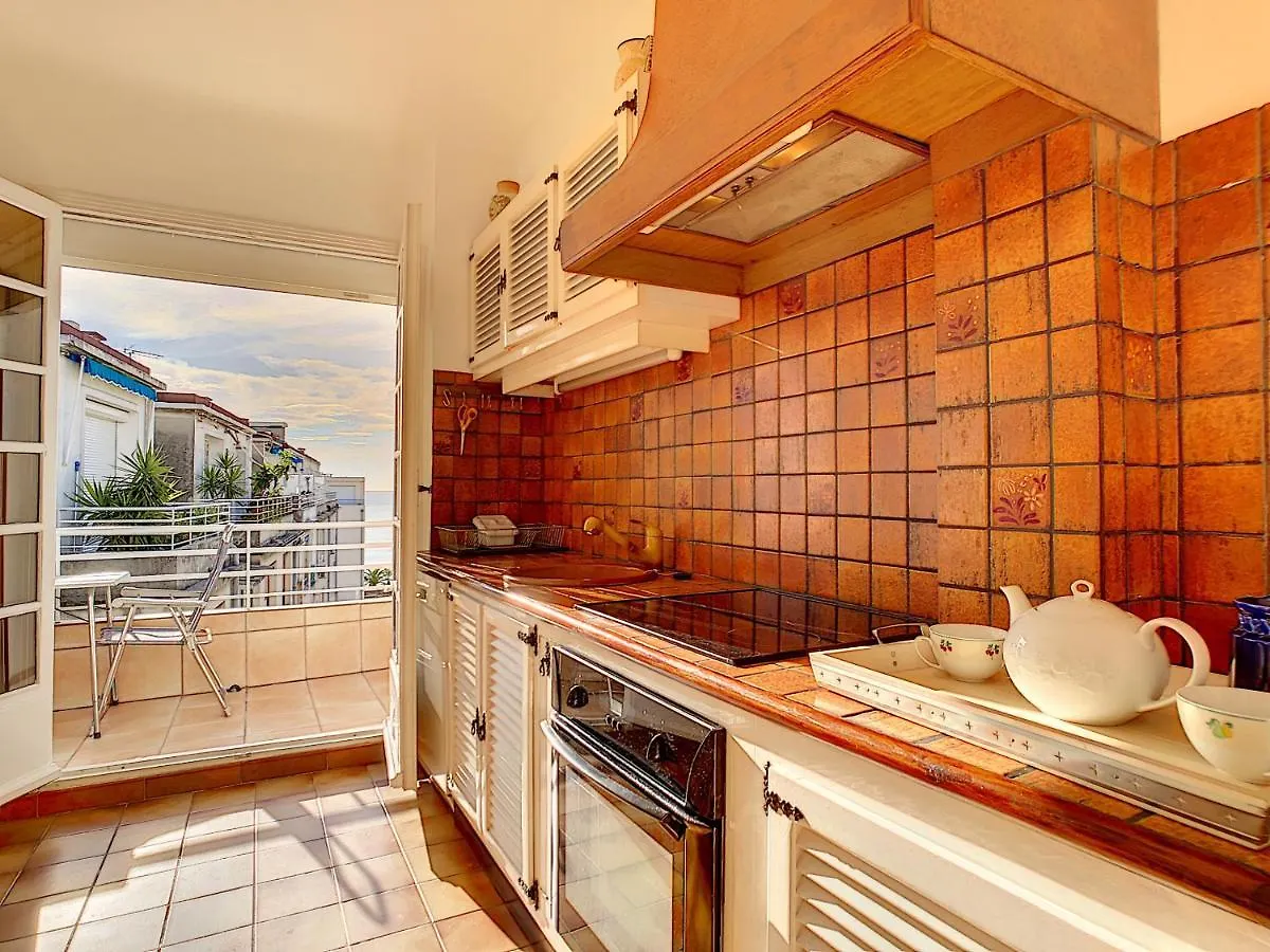 Nestor&Jeeves - Beach Cottage Terrace - Central - Very Close Sea - Top Floor Nice Apartment